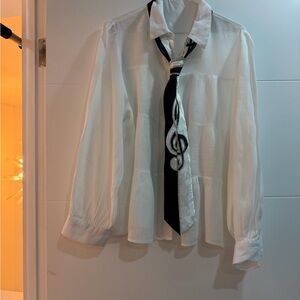 Zara White Long-Sleeve Button Shirt with Black Musical-Note Tie